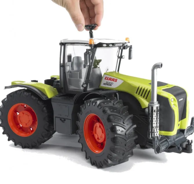 Claas Xerion 5000 Tractor