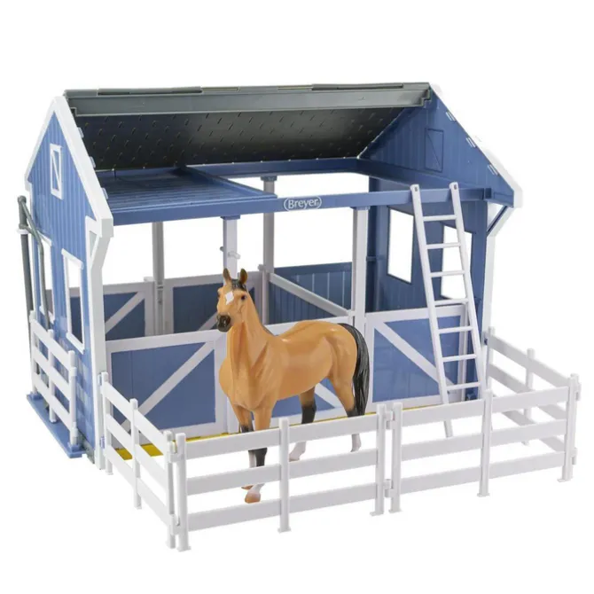 Country Stable with Wash Stall