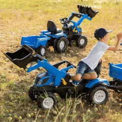 Farmtrac New Holland T7 Tractor with Frontloader & Pneumatic Tyres