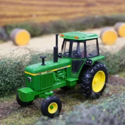 John Deere 4240 Tractor