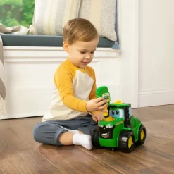 John Deere Key & Go Johnny Tractor