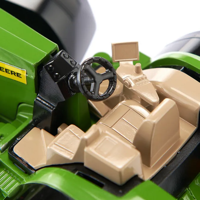 John Deere 8R 370 Tractor