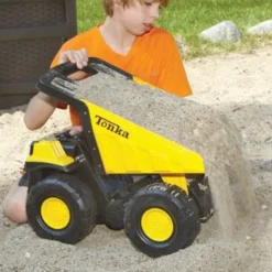 Tonka Steel Toughest Mighty Dump Truck